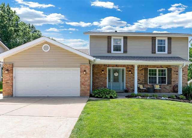 Property at 737 Settler Rd, Fenton, MO 63026, 4 beds, 2.5 baths