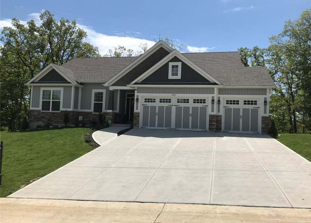 Property at 1603 Sugar Creek Dr, Festus, MO 63028, 3 beds, 2 baths