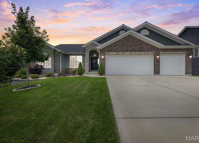 Property at 805 Cimarron Meadows Dr, Wentzville, MO 63385, 3 beds, 2 baths