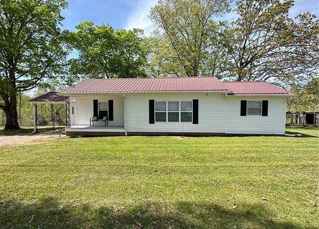 Property at 215 Rhine Rd, Poplar Bluff, MO 63901, 4 beds, 2 baths