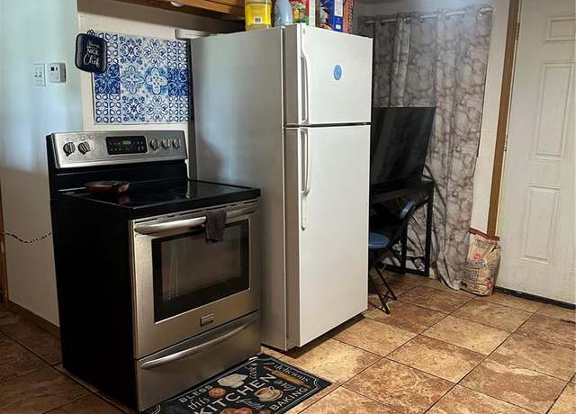 Property at 514 N 48th St, East St Louis, IL 62205, 3 beds, 2 baths