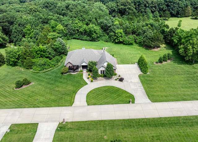 Property at 306 Foristell Manors Dr, Foristell, MO 63348, 4 beds, 3.5 baths