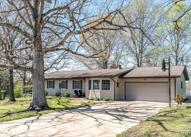 Property at 867 Brush Creek Rd, St Clair, MO 63077, 4 beds, 2.5 baths