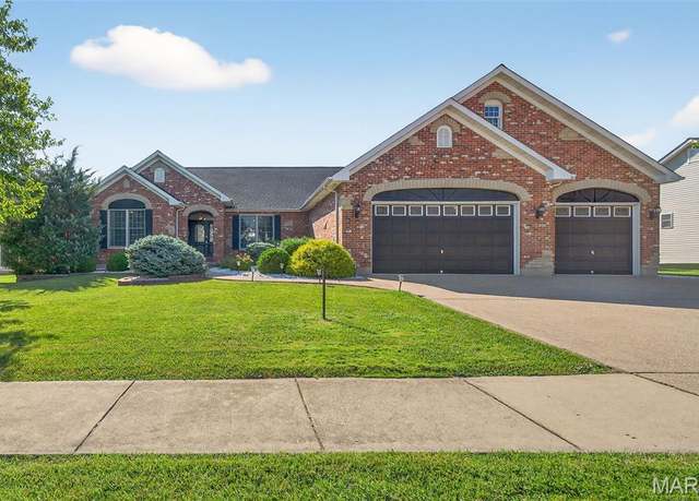 Property at 174 Bear Creek Dr, Wentzville, MO 63385, 3 beds, 3 baths