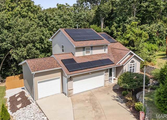 Property at 2219 Stone Gate Dr, Dupo, IL 62239, 4 beds, 3.5 baths