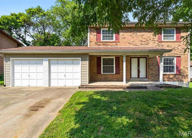 Property at 1359 Ticonderoga Dr, St Peters, MO 63376, 3 beds, 2.5 baths