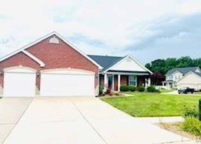Property at 761 Lost Canyon Blvd, Wentzville, MO 63385, 3 beds, 2 baths