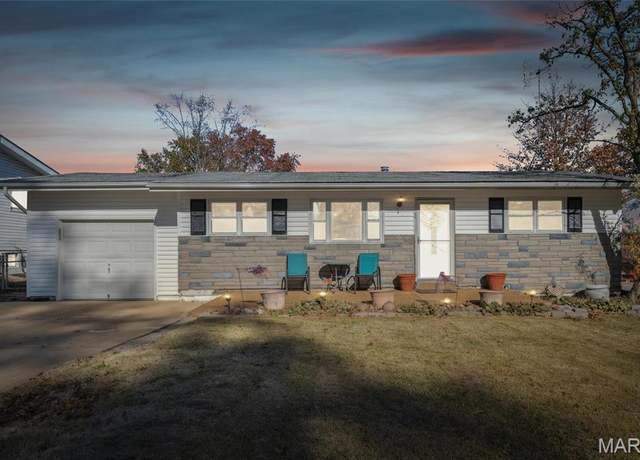 Property at 231 Freeman Dr, Saint Louis, MO 63129, 2 beds, 2 baths