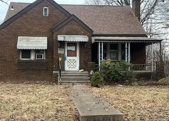 Property at 2611 State St, Granite City, IL 62040, 3 beds, 1.5 baths