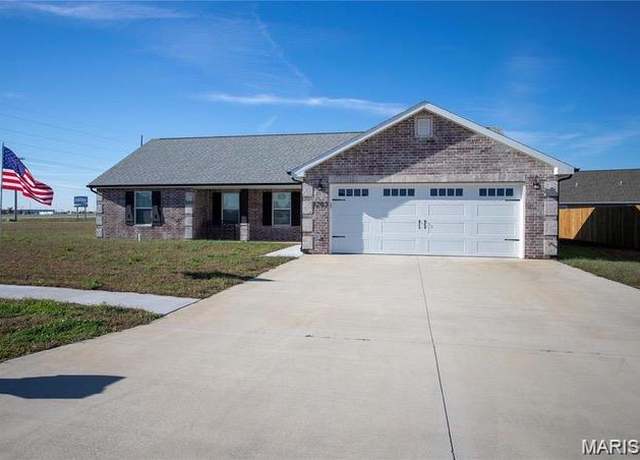 Property at 1205 Yosemite, Sikeston, MO 63801, 3 beds, 2 baths