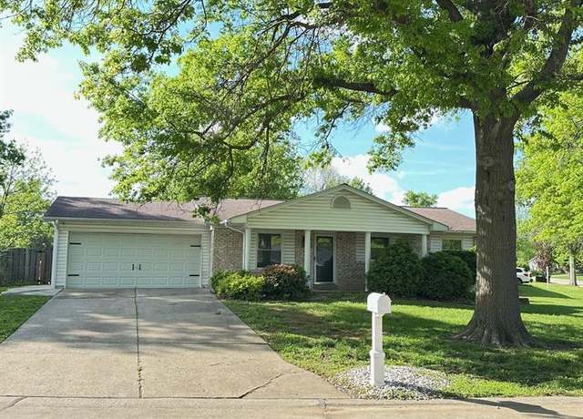 Property at 329 Woodbridge Dr, St Charles, MO 63303, 3 beds, 3 baths