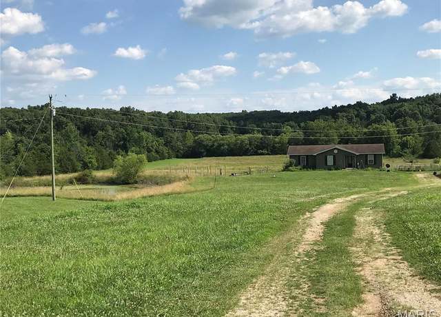 Property at 1462 Windle Rd, Cuba, MO 65453, 3 beds, 2 baths
