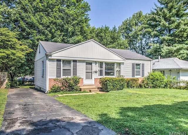 Property at 250 Maple Dr, Florissant, MO 63031, 2 beds, 1 bath