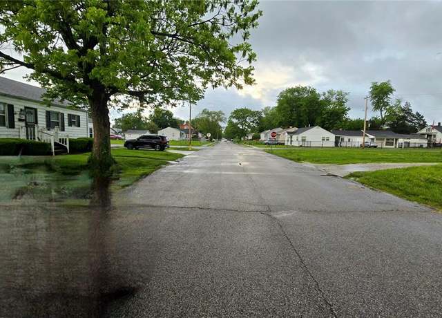 Property at 659 N 70th St, East St Louis, IL 62203