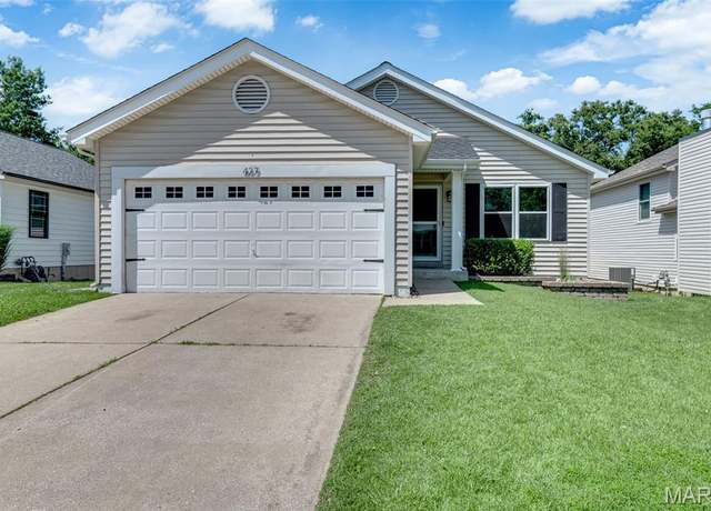 Property at 427 Xavier Ct, Valley Park, MO 63088, 3 beds, 2 baths