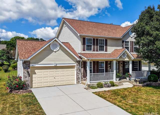 Property at 513 Faith Dr, Lake St Louis, MO 63367, 4 beds, 2.5 baths