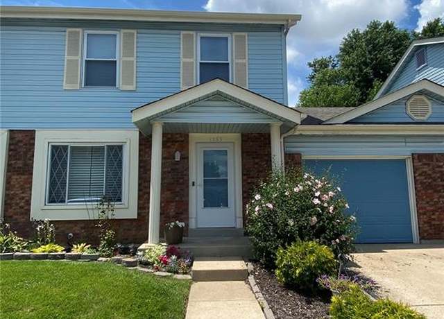 Property at 1333 Summergate Pkwy, St Charles, MO 63303, 2 beds, 2.5 baths