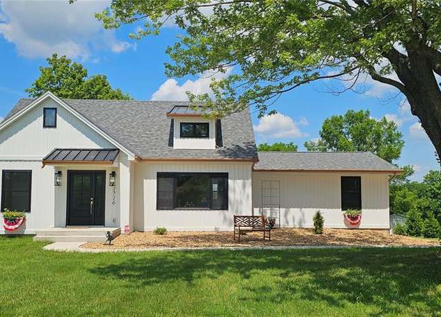 Property at 1716 Pottery Rd, Washington, MO 63090, 4 beds, 3.5 baths