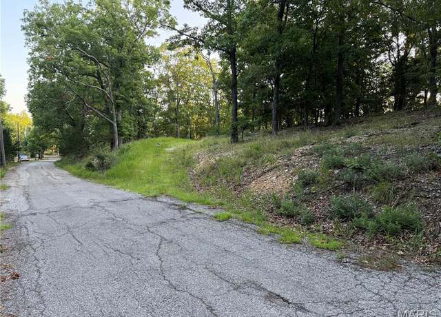 Property at 4600 Trails End Trl, House Springs, MO 63051