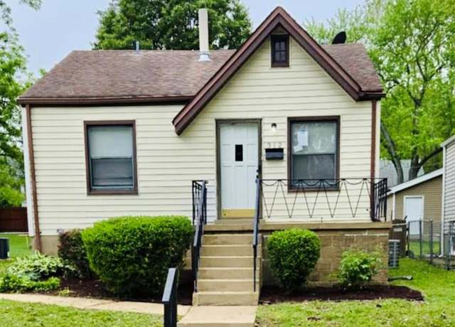 Property at 312 Waller Ave, St Louis, MO 63125, 3 beds, 1 bath
