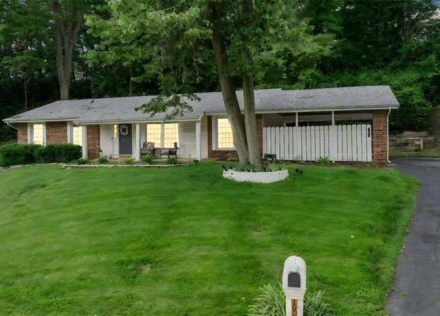Property at 1005 Wappapello Ln, St Louis, MO 63146, 3 beds, 3 baths