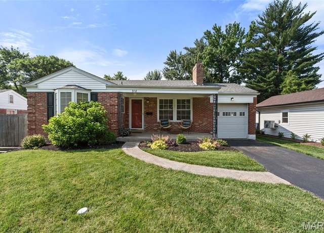 Property at 918 Glenbrook Ave, Glendale, MO 63122, 2 beds, 1 bath