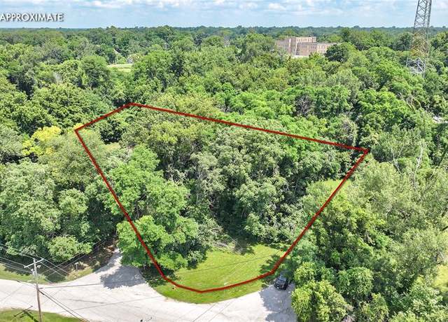 Property at 400 Grand Ave, Alton, IL 62002