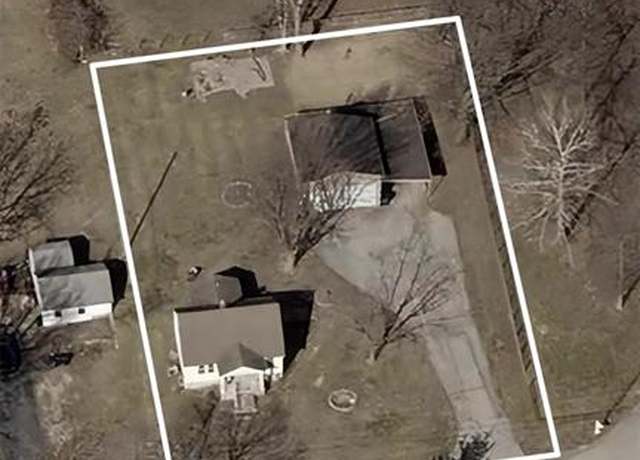 Property at 3153 Sunrise Ln, Oakville, MO 63129, 4 beds, 1 bath