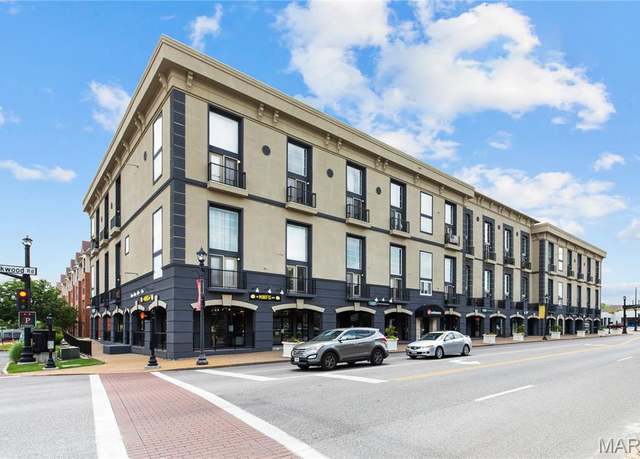 Property at 200 S Kirkwood Rd #314, Saint Louis, MO 63122, 1 bed, 1.5 baths