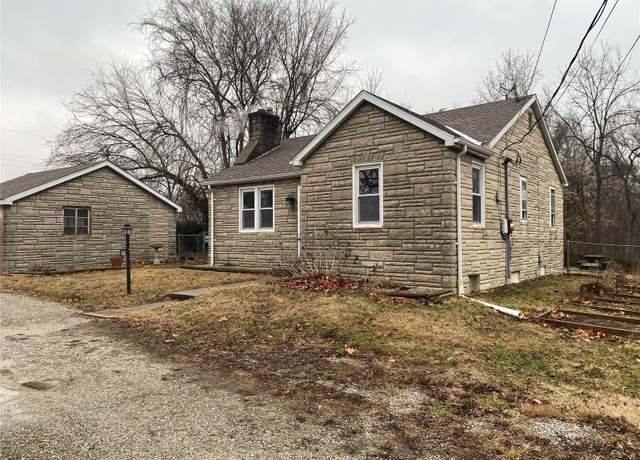 Property at 109 Van Rue Dr, Belleville, IL 62220, 2 beds, 1 bath