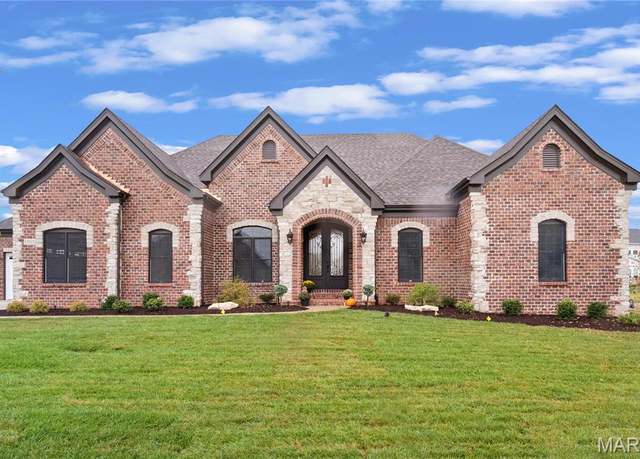 Property at 744 Silver Buck Ln, Chesterfield, MO 63005, 3 beds, 3.5 baths