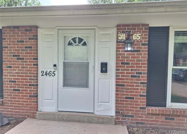 Property at 2465 Stoney End Ct, Unincorporated, MO 63031, 3 beds, 2 baths
