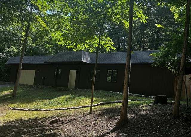 Property at 400 Maple Hollow Trl, MO 63025, 3 beds, 2 baths