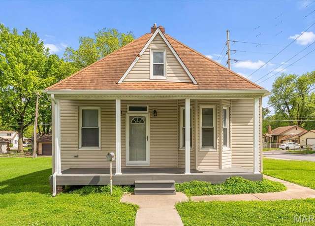 Property at 1800 N Church St, Belleville, IL 62221, 3 beds, 1 bath