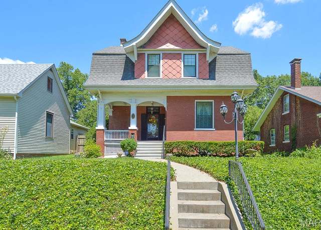 Property at 408 N Pennsylvania Ave, Belleville, IL 62220, 3 beds, 1.5 baths