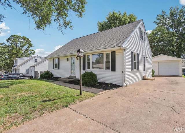 Property at 10318 Baptist Church Rd, Unincorporated, MO 63123, 4 beds, 2 baths