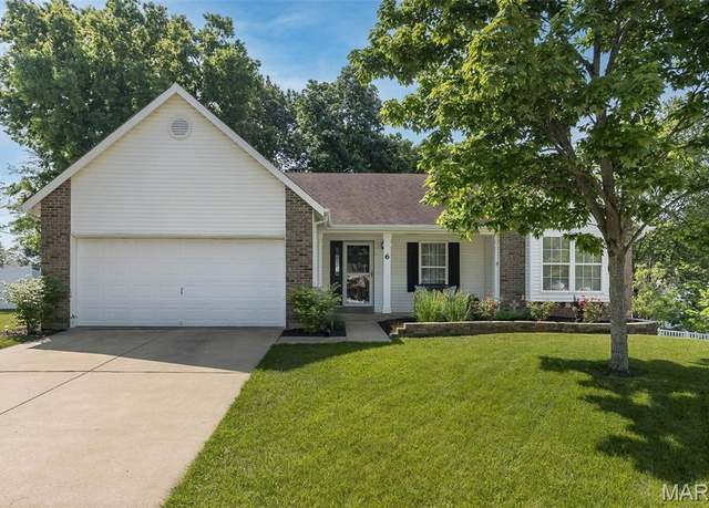 Property at 6 Preston Ct, St Charles, MO 63303, 3 beds, 2 baths