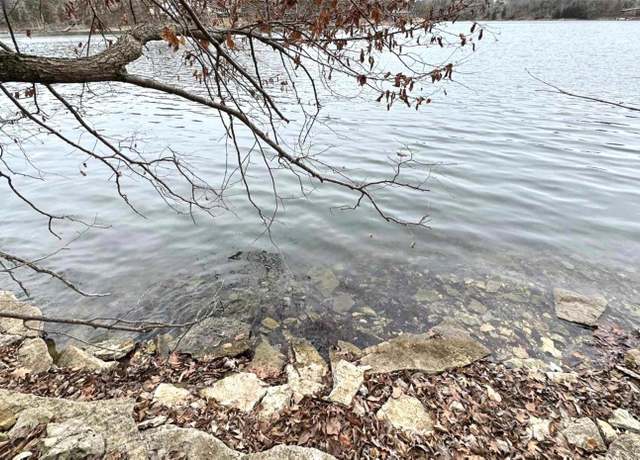 Property at 1510 S Lake Sherwood Dr, Marthasville, MO 63357