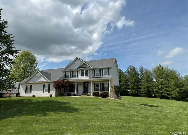 Property at 107 Crocket Creek Dr, Wentzville, MO 63385, 4 beds, 4.5 baths