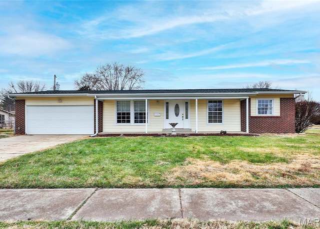 Property at 2395 Palm Dr, MO 63031