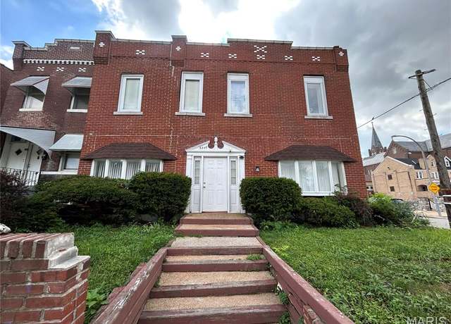 Property at 5240 Louisiana Ave, St Louis, MO 63111, 4 beds, 2 baths