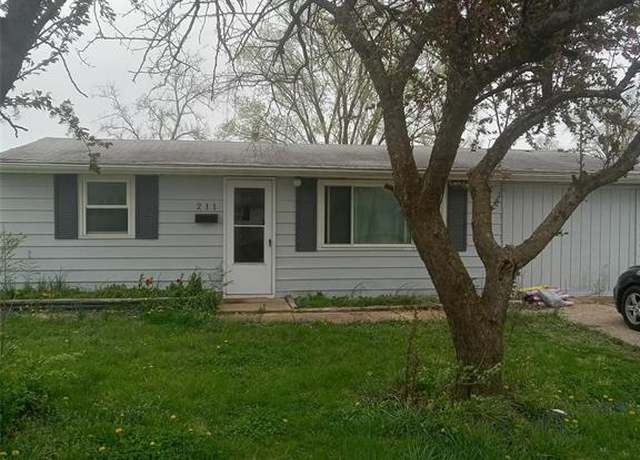 Property at 211 ST Christopher Ln, Cahokia, IL 62206, 3 beds, 1 bath