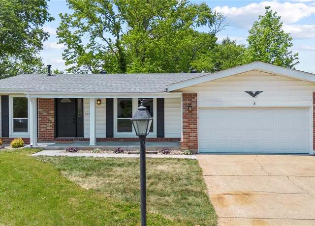 Property at 4373 Caracalla Dr, Florissant, MO 63033, 3 beds, 2 baths