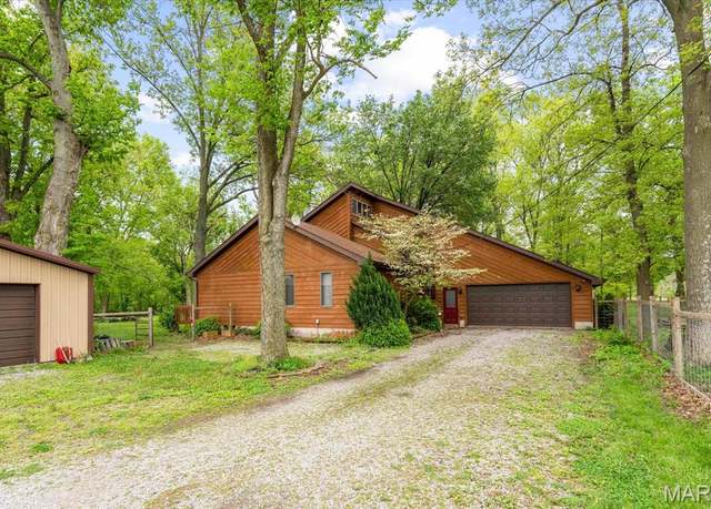 Property at 22000 East Rd, Carlyle, IL 62231, 3 beds, 2 baths