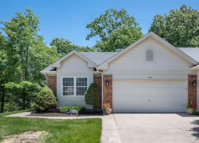 Property at 7206 Geneva Manor Ct, Oakville, MO 63129, 3 beds, 3 baths