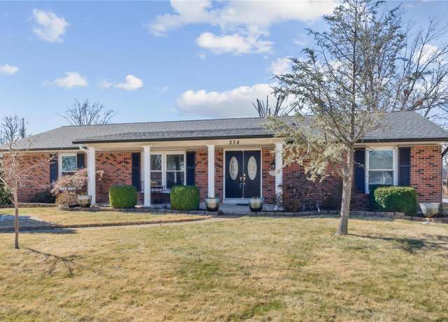 Property at 234 Aspen Trail Dr, Ballwin, MO 63011, 3 beds, 2.5 baths