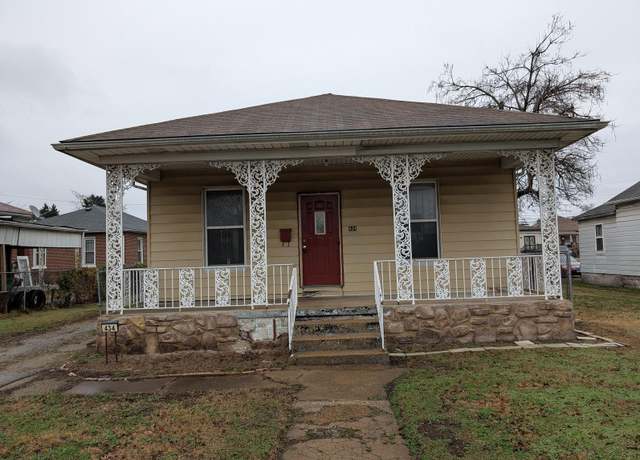 Property at 434 N 23rd St, East St Louis, IL 62205, 3 beds, 2 baths