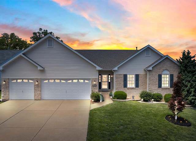 Property at 1833 Autumn Trl, Wentzville, MO 63385, 4 beds, 3 baths