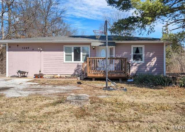 Property at 1249 Diehr Rd, Wentzville, MO 63385, 2 beds, 1 bath