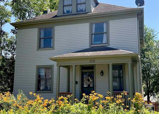 Property at 502 W 5th St, Washington, MO 63090, 4 beds, 3.5 baths